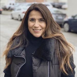 Meet your Posher, Debbie